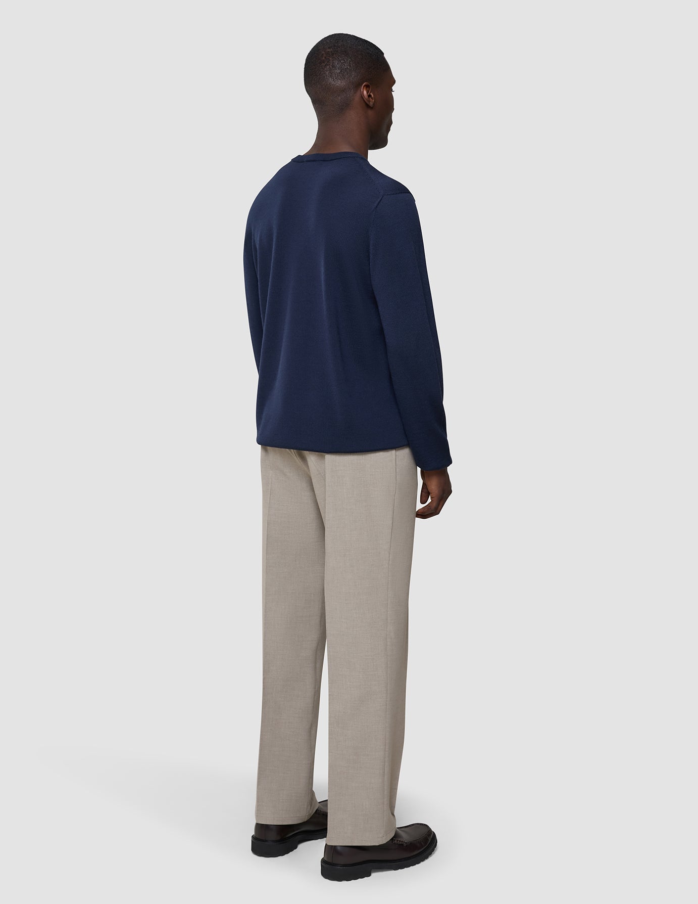 Seamless Premium Merino Knit Crewneck Dark Navy